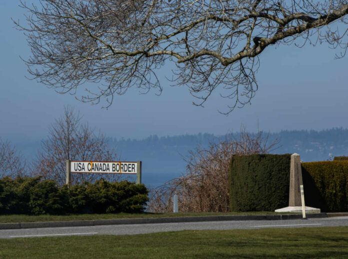 Blaine,,Wa/usa-march,20,,2020:,The,Empty,Lanes,Of,Traffic,Approaching