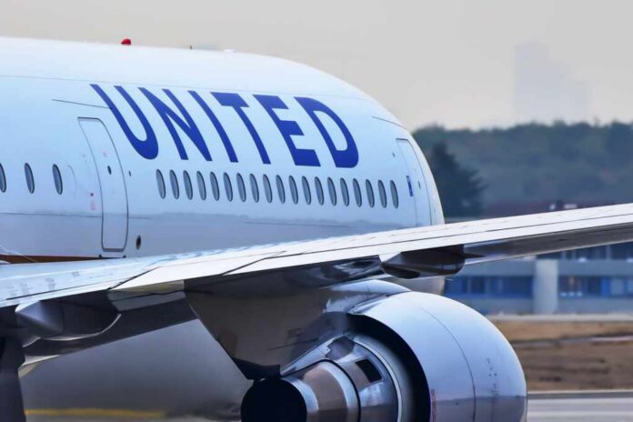 United,Airlines,Boeing,767,In,Airport,On,October,26,2018,In Close-up view of a United Airlines airplane wing and engine
