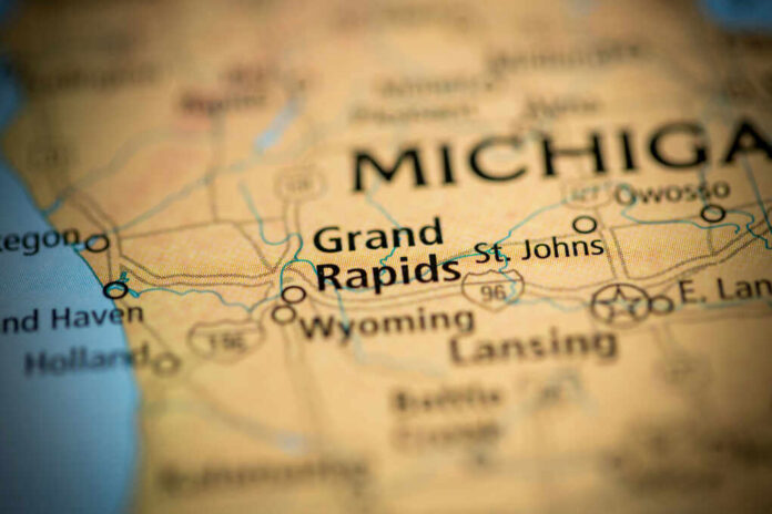 shutterstock_405421957 Close-up of a map showing Grand Rapids and surrounding areas in Michigan