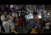 Times Square ERUPTS After Knicks Win Fans crowd NYC streets after Knicks win Championship